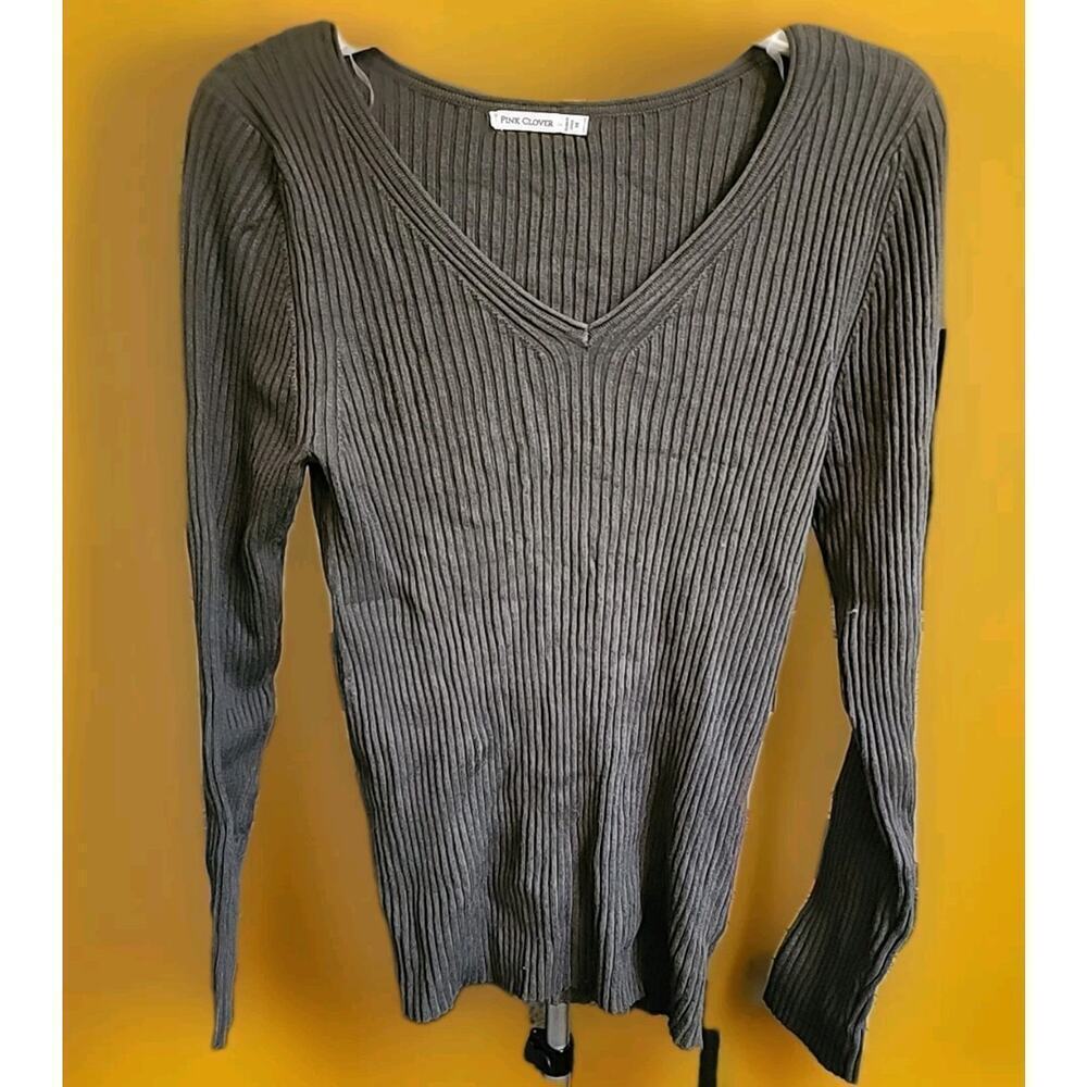 Pink Clover Women's Long‎ Sleeve V Neck Sweater Medium Excellent Cr6 New Nice